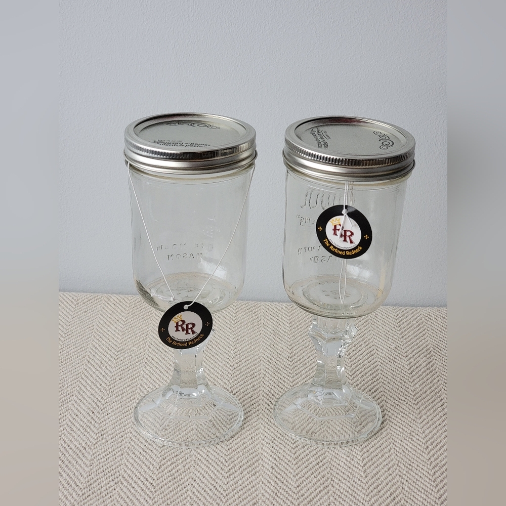 Rustic Charm Glass Mason Jar Goblets with Silver Lids